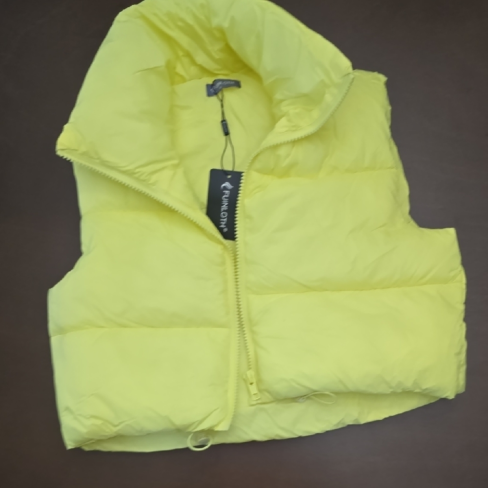 FUINLOTH Lemon Bright‎ Yellow Puffer Vest sz M New